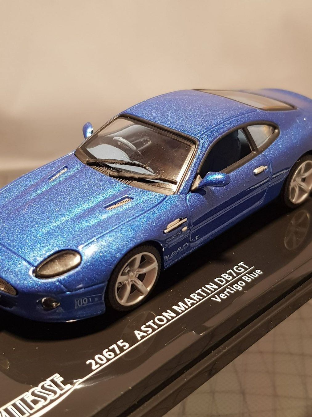 Aston Martin Modellini d'auto: Aston Martin DB7 GT – Nuovo e nell'imballaggio originale da Chézard-St-Martin venduto da AlPat-Collections