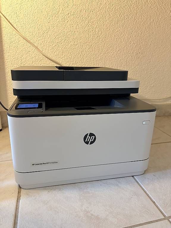 Hewlett Packard Stampanti: HP LaserJet Pro MFP 3102fdw  S/W – Usato da Effretikon venduto da hud_bq7l