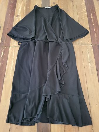 Robe noire Glamorous Curve taille 48 portefeuille