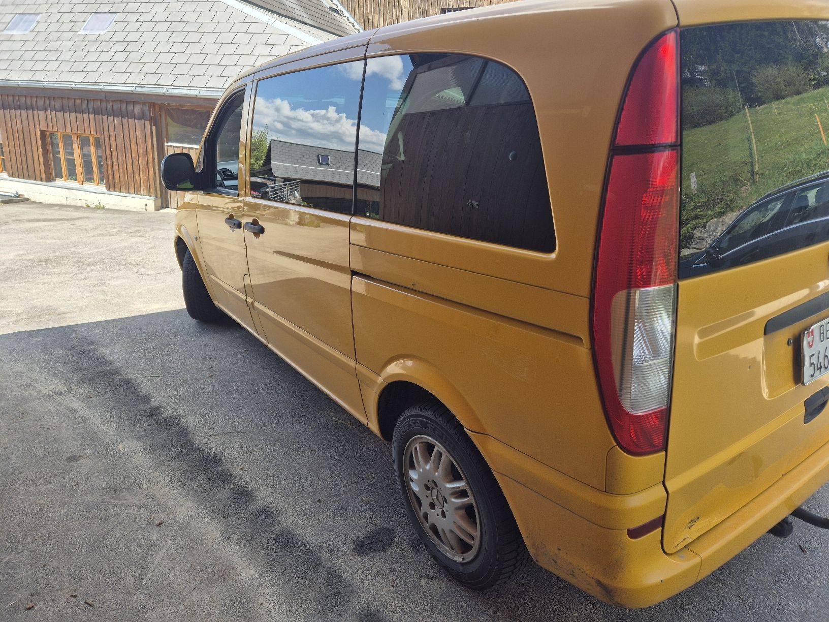 Mercedes-Benz Autos: Mercedes Vito – Défectueux à Heimisbach par  2