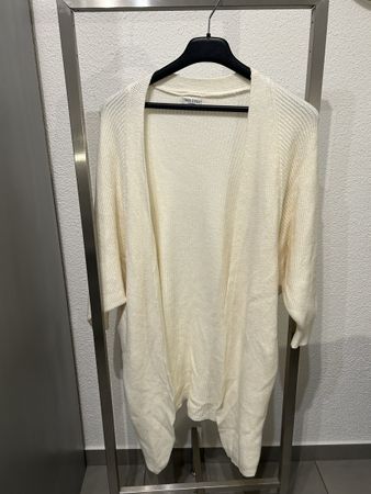 Tara Style Strickjacke, Crème, Grösse M, Top Zustand!