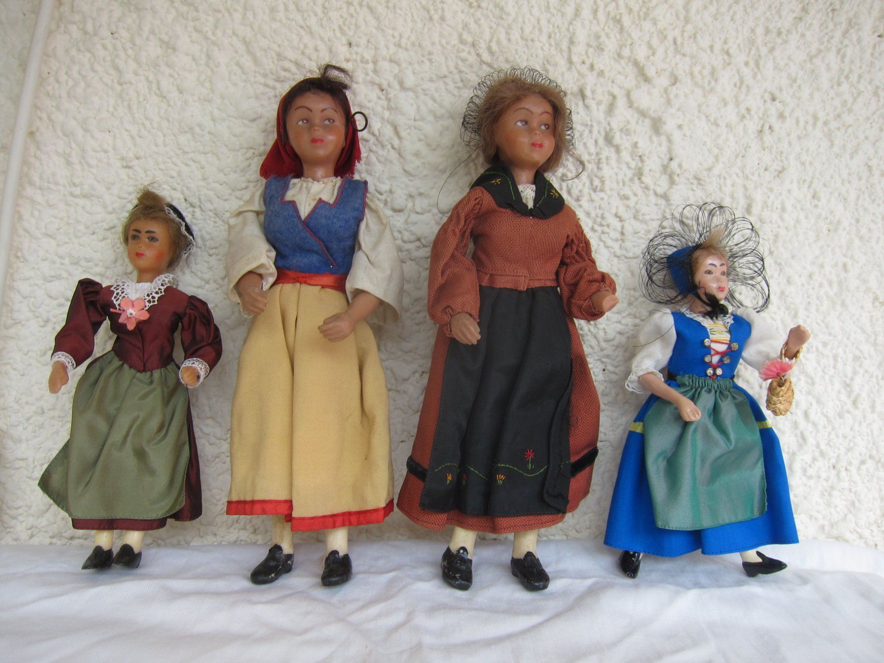 Bambole: Trachtenpuppen – Usato da Regensdorf venduto da Eri8057