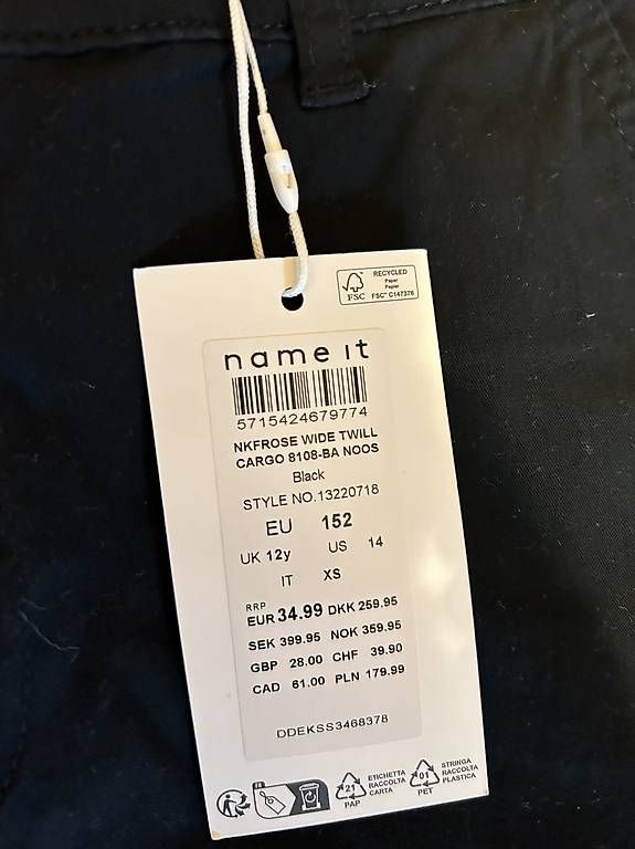 Pantaloni: Neue Hose  – Usato da Merishausen venduto da Yvili 2