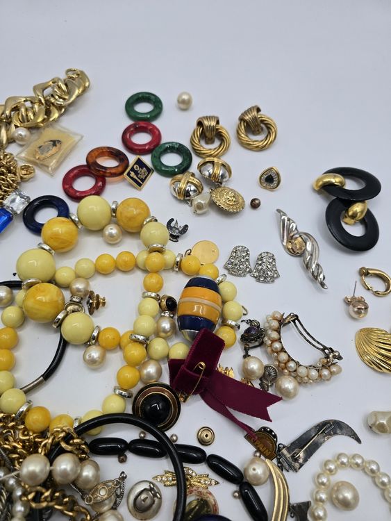 Lot bijoux anciens et divers perles véritable vintage antique