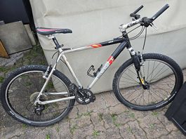 VTT Scott très bon état cadre L