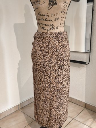 Sommer Rock von Zebra, Grösse M, Viscose—leichter Stoff!