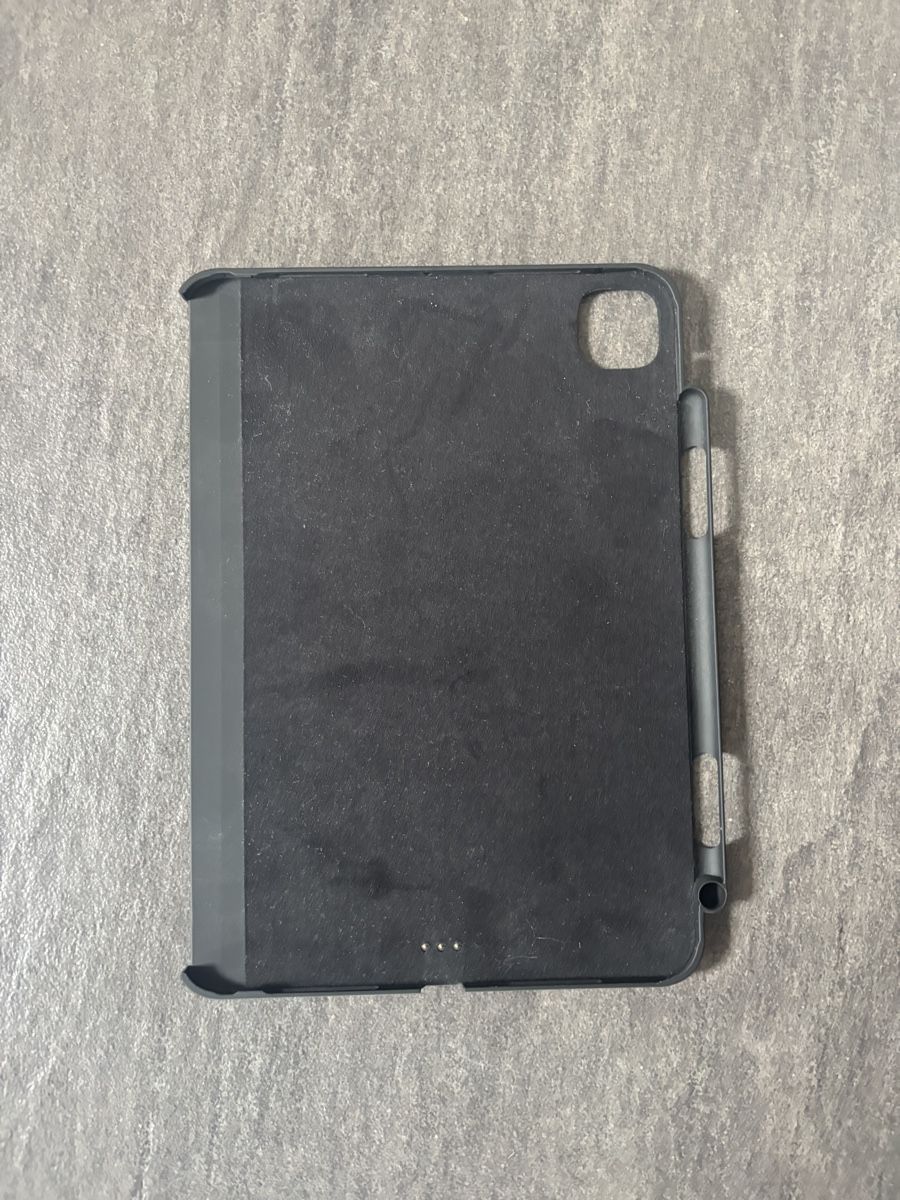 Apple Covers & Taschen: iPad Pro Hülle 11 Zoll – Neu (gemäss Beschreibung) aus Heimiswil von Mad2mad 1