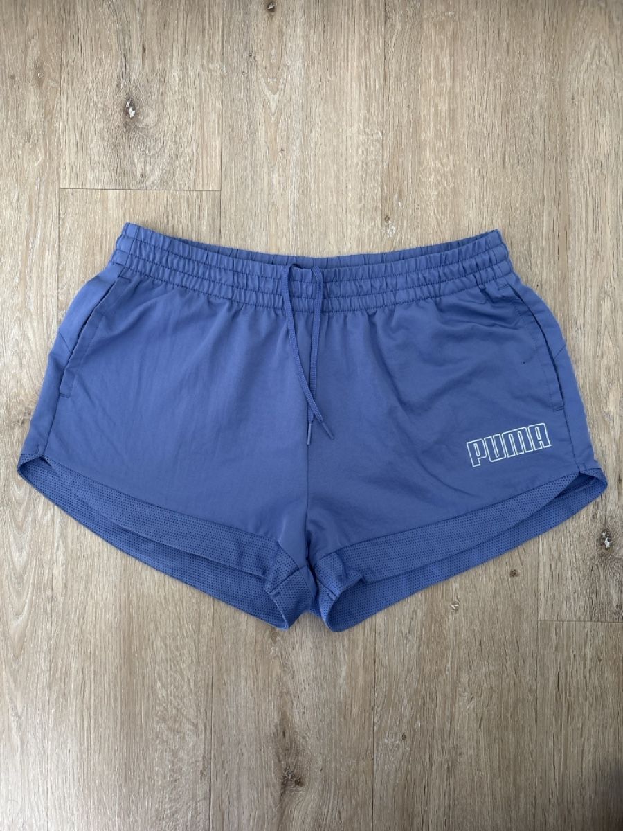 Puma Pantaloni: PUMA Shorts blau Grösse S – Usato da Staufen venduto da yam_6989