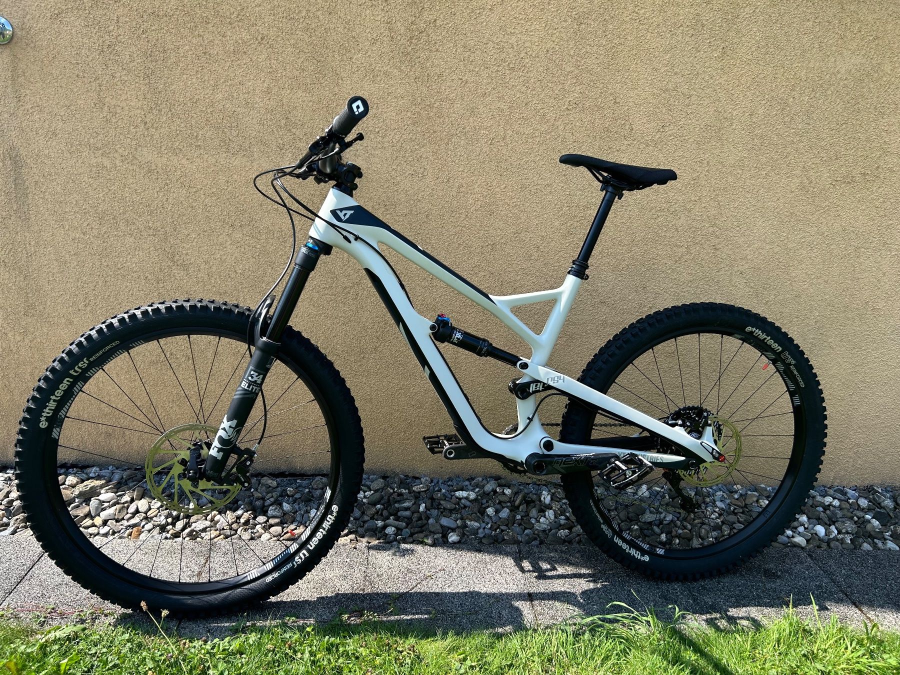 YT Biciclette: YT Jeffsy 27 CF Pro 2018 - Grösse M – Usato da Maienfeld venduto da Rocla 1