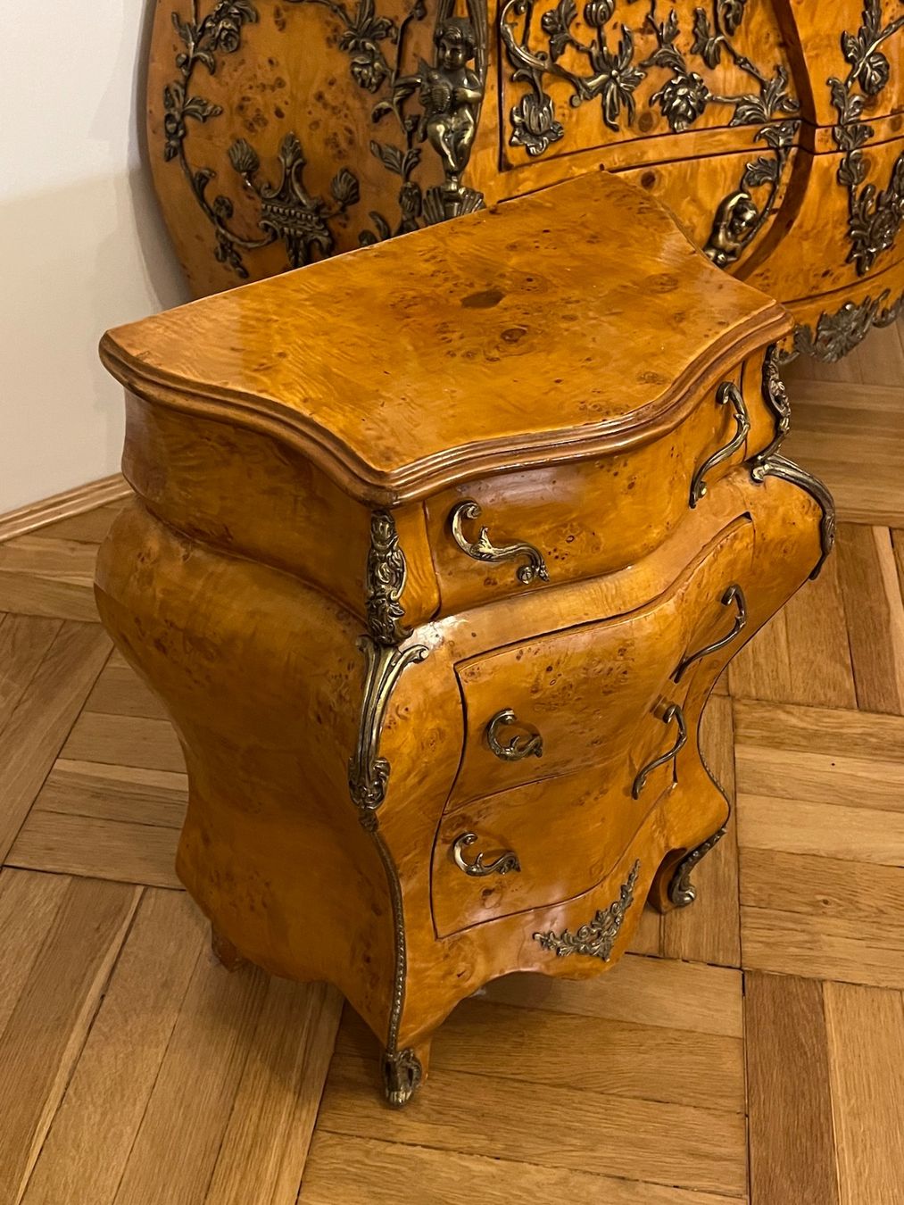Cassettiere: Barock Kommode Anrichte Barockstil Messing Louis XV Empire – Usato da Gemünden venduto da GEUENWALD 2
