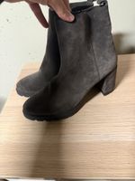 Suede leather boots EU 40 grey