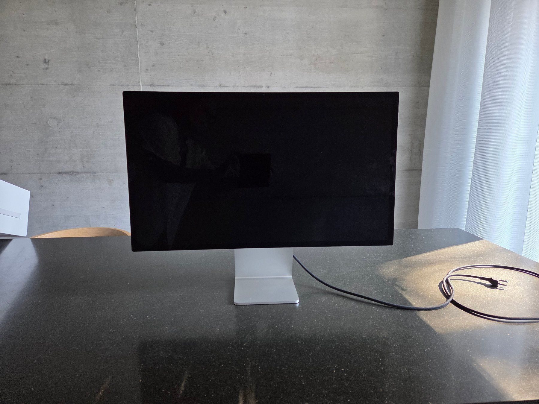 Apple Monitor: Apple Studio Display 27 Zoll, Jahr 2022 – Usato da Zürich venduto da mdo_6fw2