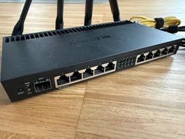 Mikrotik RB4011iGS+5HacQ2HnD-IN