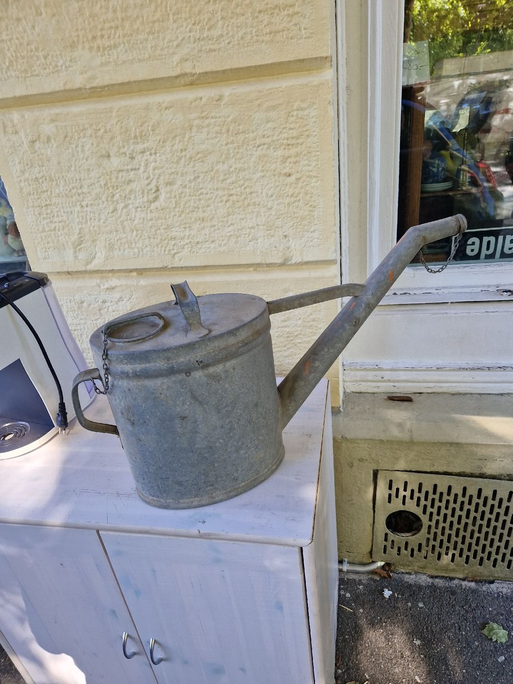 Bewässern & Giessen: Vintage Giesskanne aus Metall – Gebraucht aus Mörigen von Clio111 4