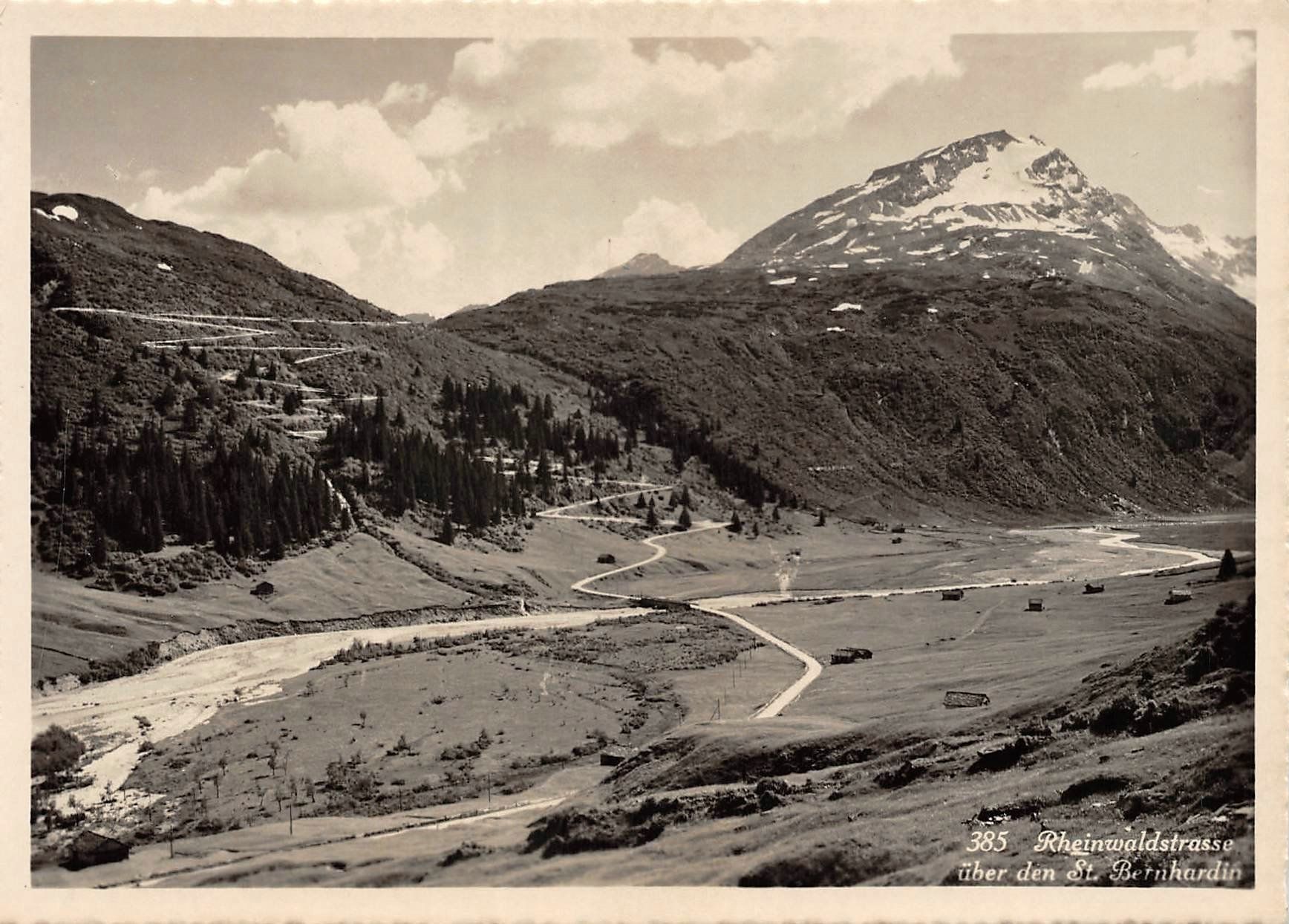 Cartoline postali: Rheinwaldstrasse über St. Bernhardin – Usato da Ottikon b.Kemptth. venduto da Neptun1974