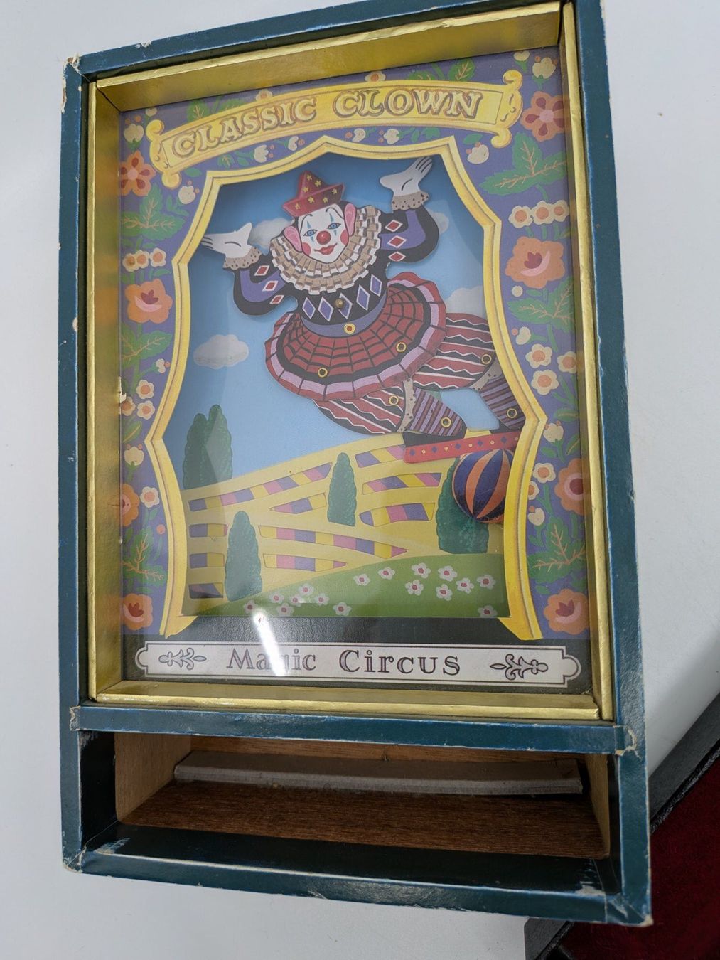 Spieldosen: Musikdose Magic Circus Japan – Gebraucht aus Emmen von magelan 8
