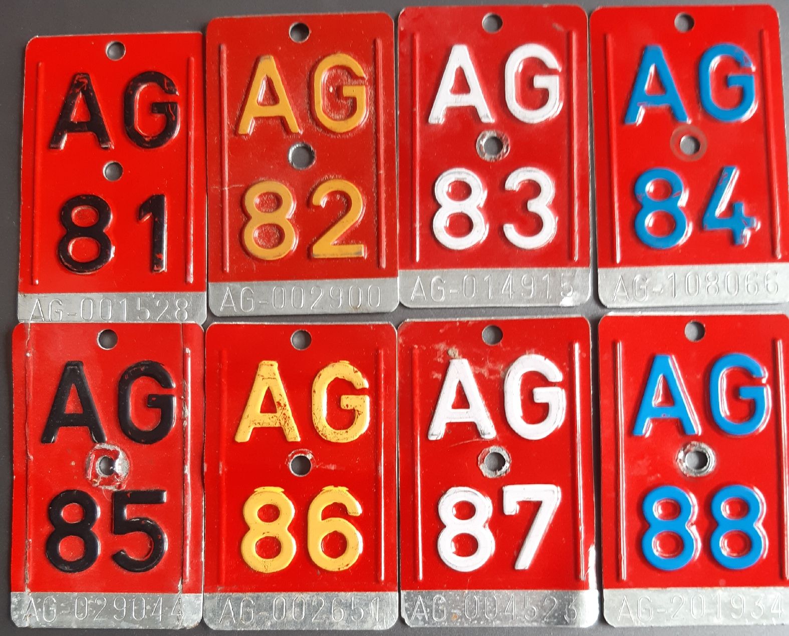 Insegne: Fahrrad  Nr. Aargau 1981 bis 1988 – Usato da Frick venduto da kyb_yq8h