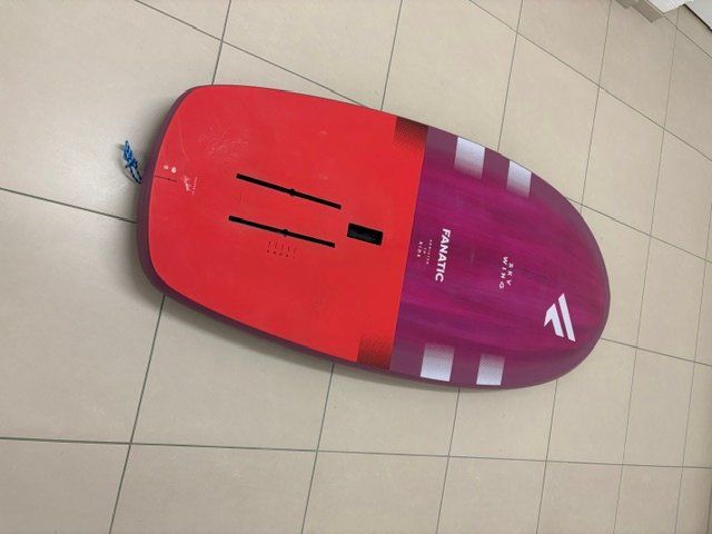 Duotone Tavole da surf e di nuoto: Wingfoil Board Fanatic/Duotone Skywing 5'6" – Usato da Sarnen venduto da MNI01 1