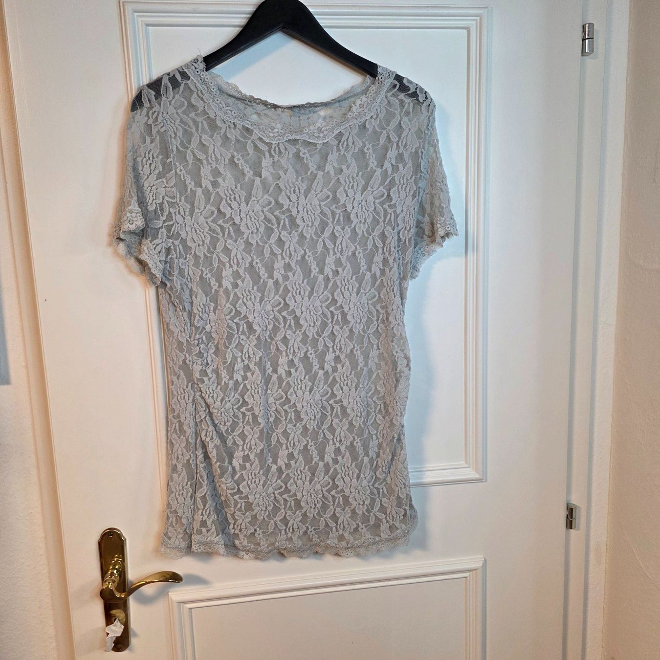 T-Shirts: Spitzenshirt Grau Transparent Elastisch Gr. 38–40 & 40 – Gebraucht aus Wald ZH von CapLux 7