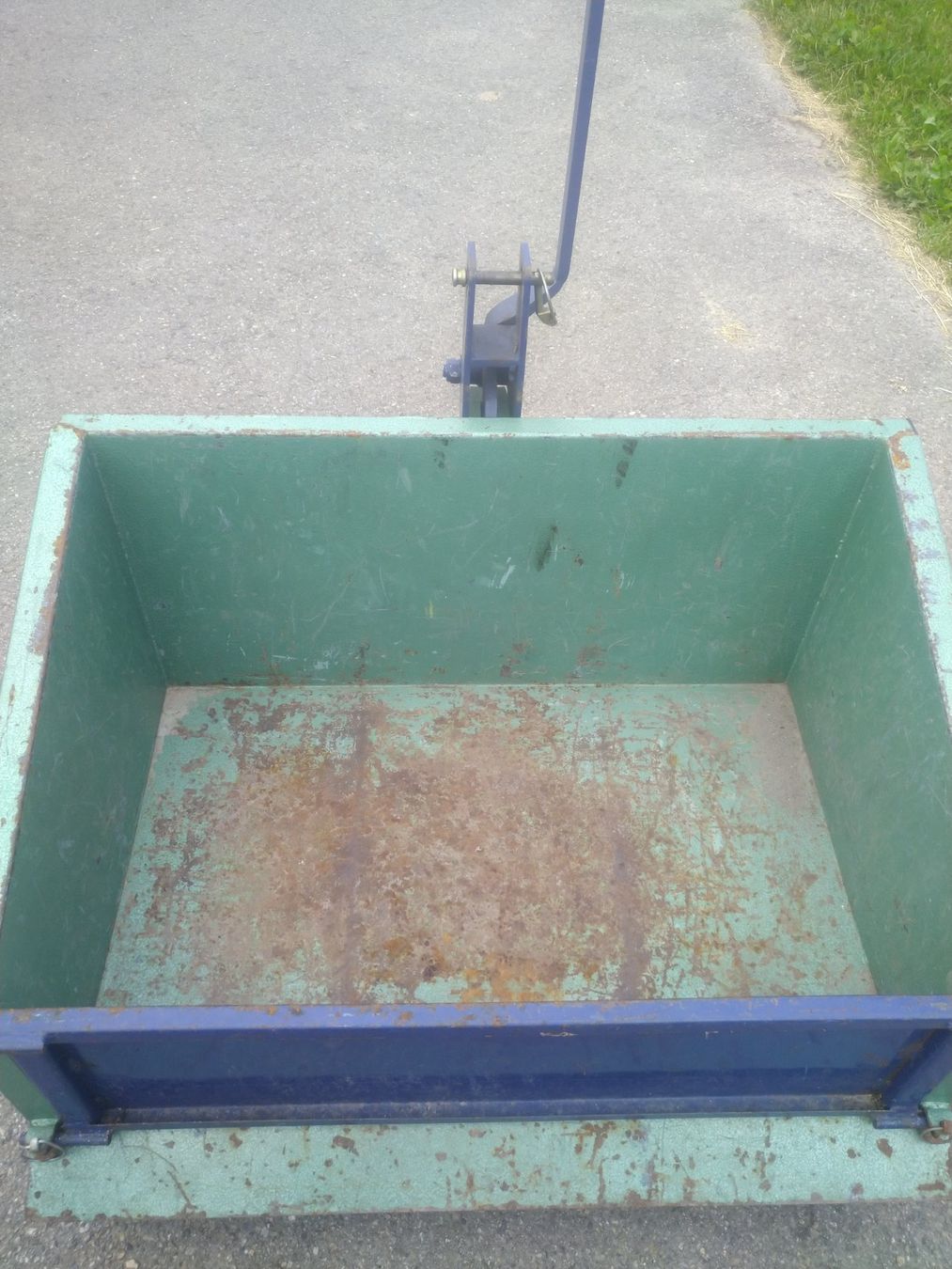 Traktoren: Benne micro tracteur – Gebraucht aus Poliez-le-Grand von gaudard94 2