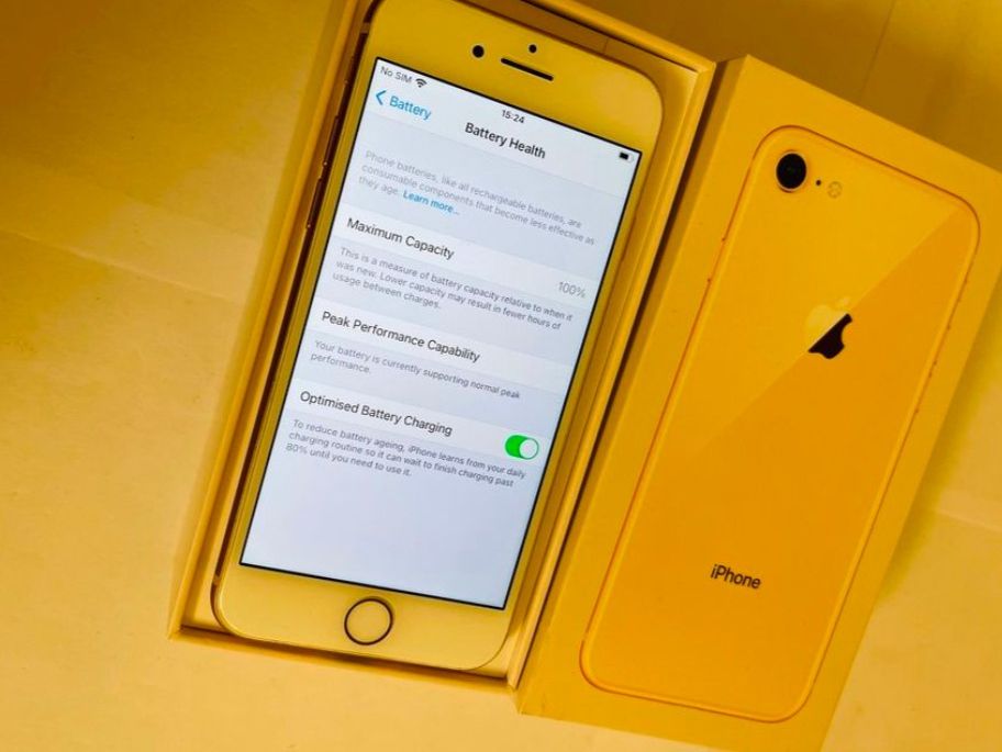 Apple Telefoni cellulari / Smartphones: IPhone 8 64gb akku 100% – Usato da Luzern venduto da Waince786 1