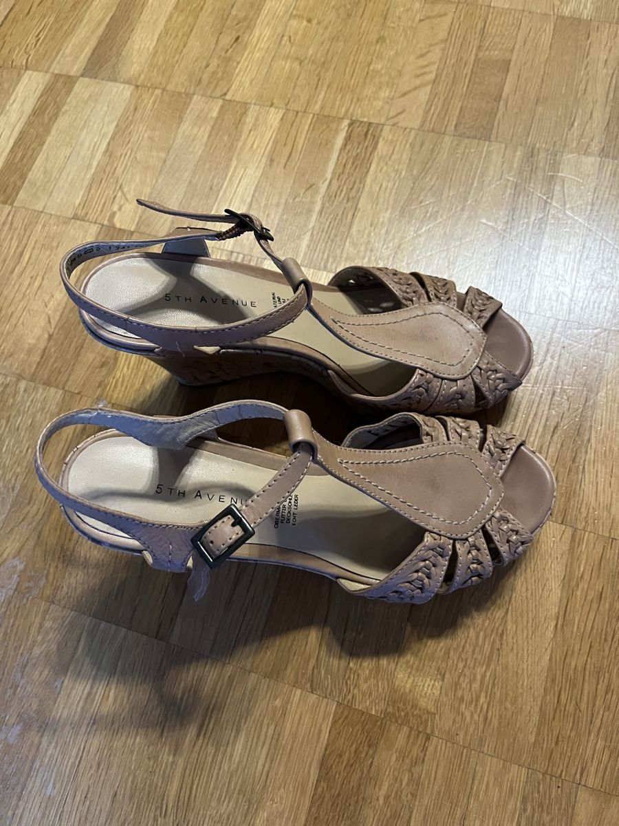 Scarpe da donna: Schöne Schuhe Gr.38 – Nuovo (secondo la descrizione) da Weiningen ZH venduto da and_6tm5