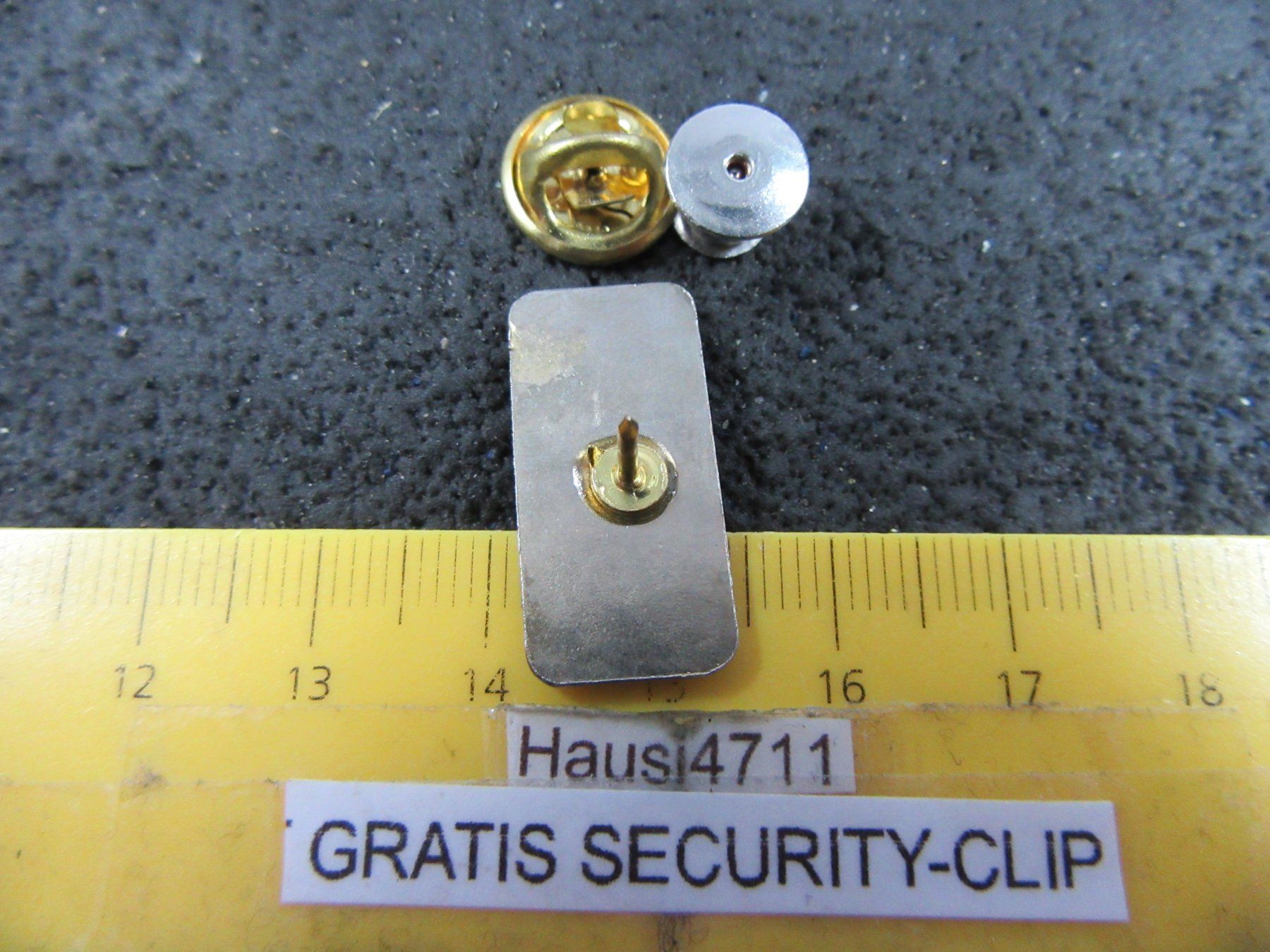 Placchette & Badge: GTI AUTO PIN GLASIERT MIT – Usato da Ettingen venduto da Hausi4711 2