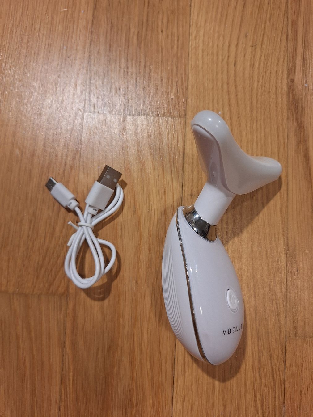 Cura del viso: VBeauty LED EMS Gesichtsmassagegerät – Nuovo (secondo la descrizione) da Wetzikon ZH venduto da kuk_9q2n