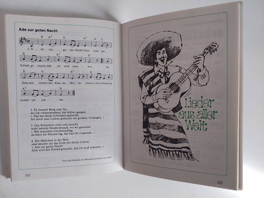 Libri: Gitarrenbuch: Lieder, Songs & Gospels – Usato da Embrach venduto da mon_m5ws 1