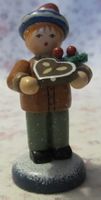 Käthe Wohlfahrt - Junge mit Lebkuchenherz -Schöne Winterzeit