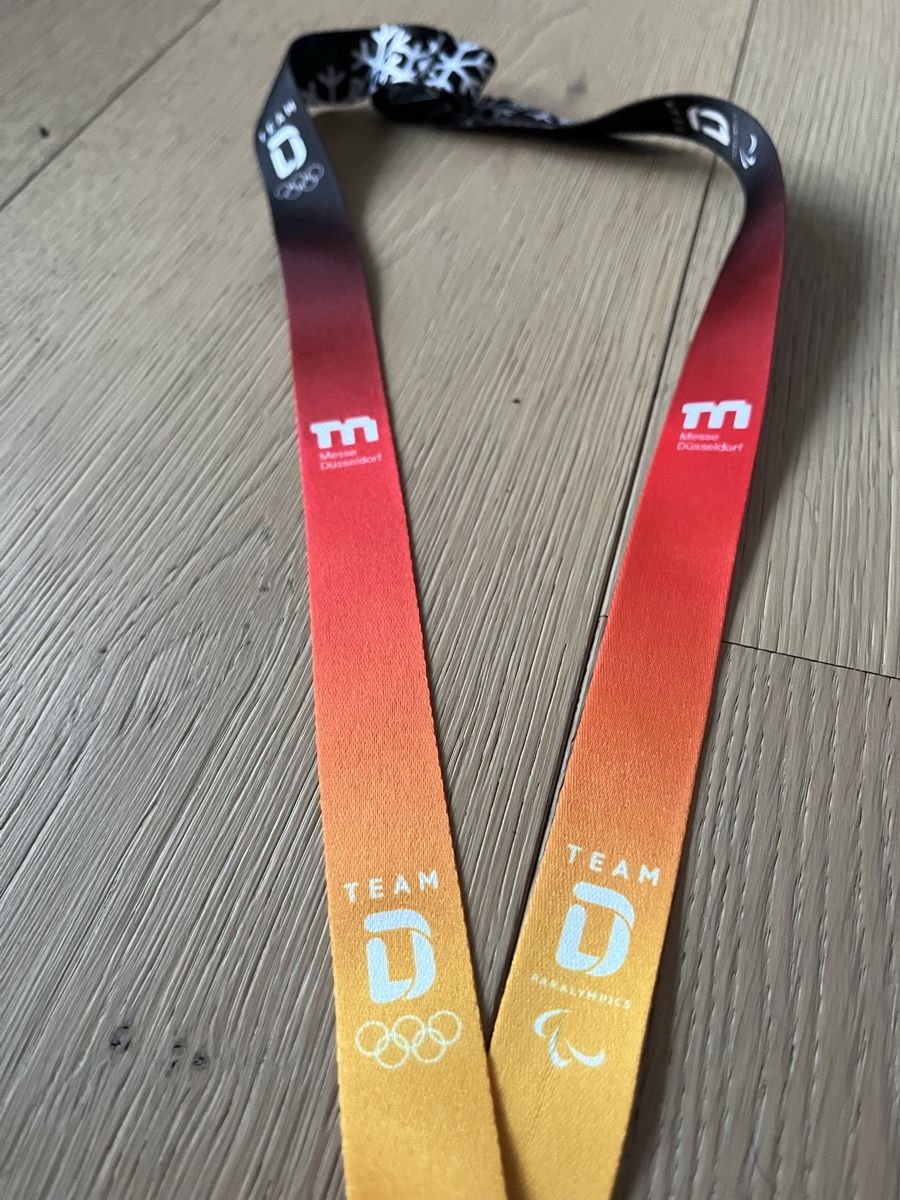 Altro in  Abbigliamento & Accessori: Lanyard Germany Milano Cortina 2026 – Nuovo (secondo la descrizione) da Ipsach venduto da simonerig77