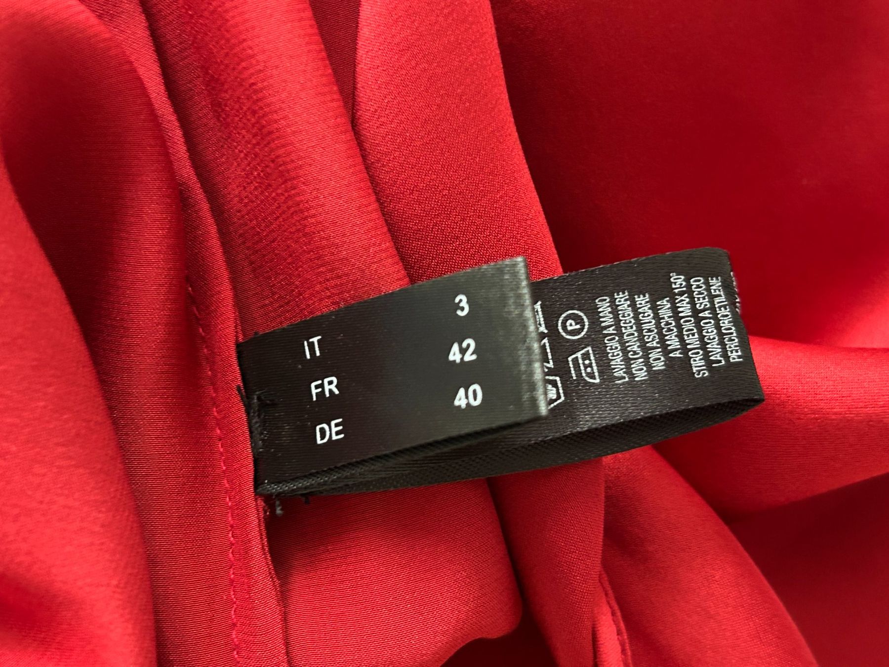 La Perla Vestiti: Neu: Rotes La Perla Kleid, 100% Seide, wunderschön & elegant – Nuovo e nell'imballaggio originale da Küsnacht ZH venduto da filo_fila8700 4