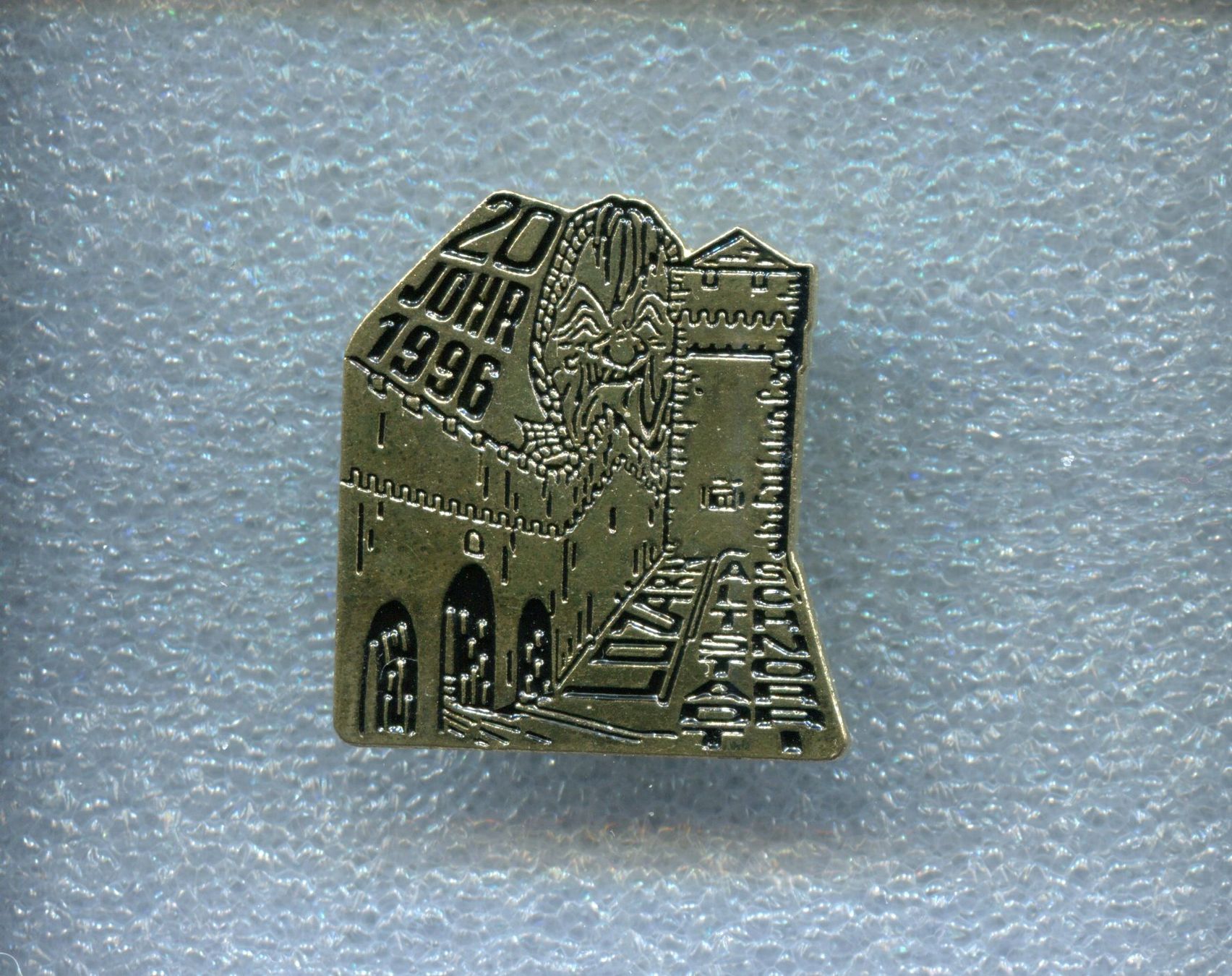 Placchette & Badge: ALTSTADT SCHNORRI  LOZÄRN – Usato da Winterthur venduto da Sammleroase