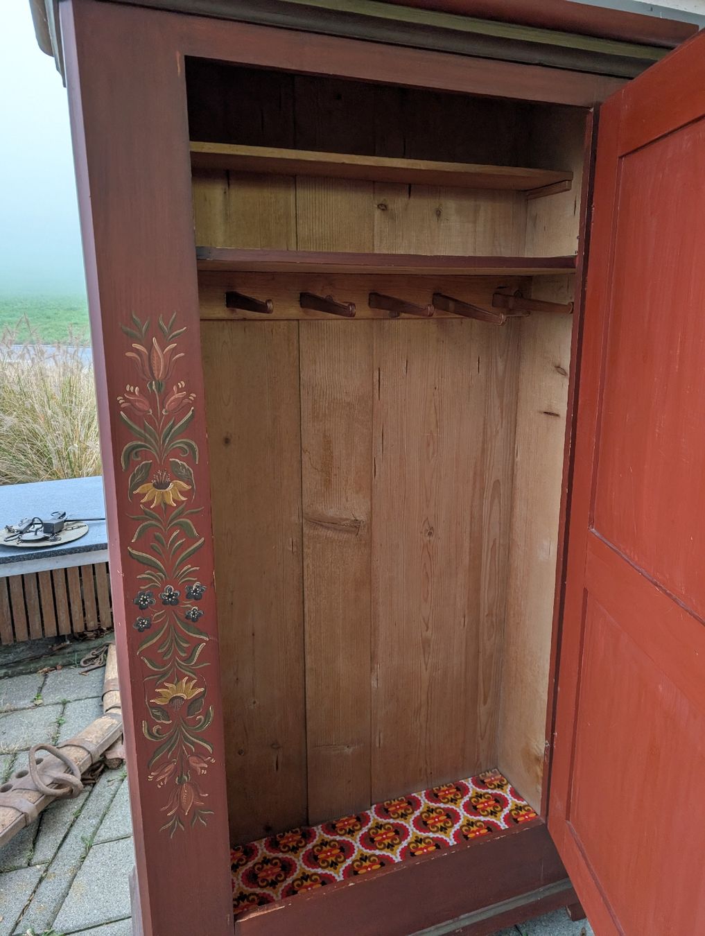 Armadi: Schöner Kleiderschrank mit Bauernmalerei – Usato da Adligenswil venduto da karinma 4