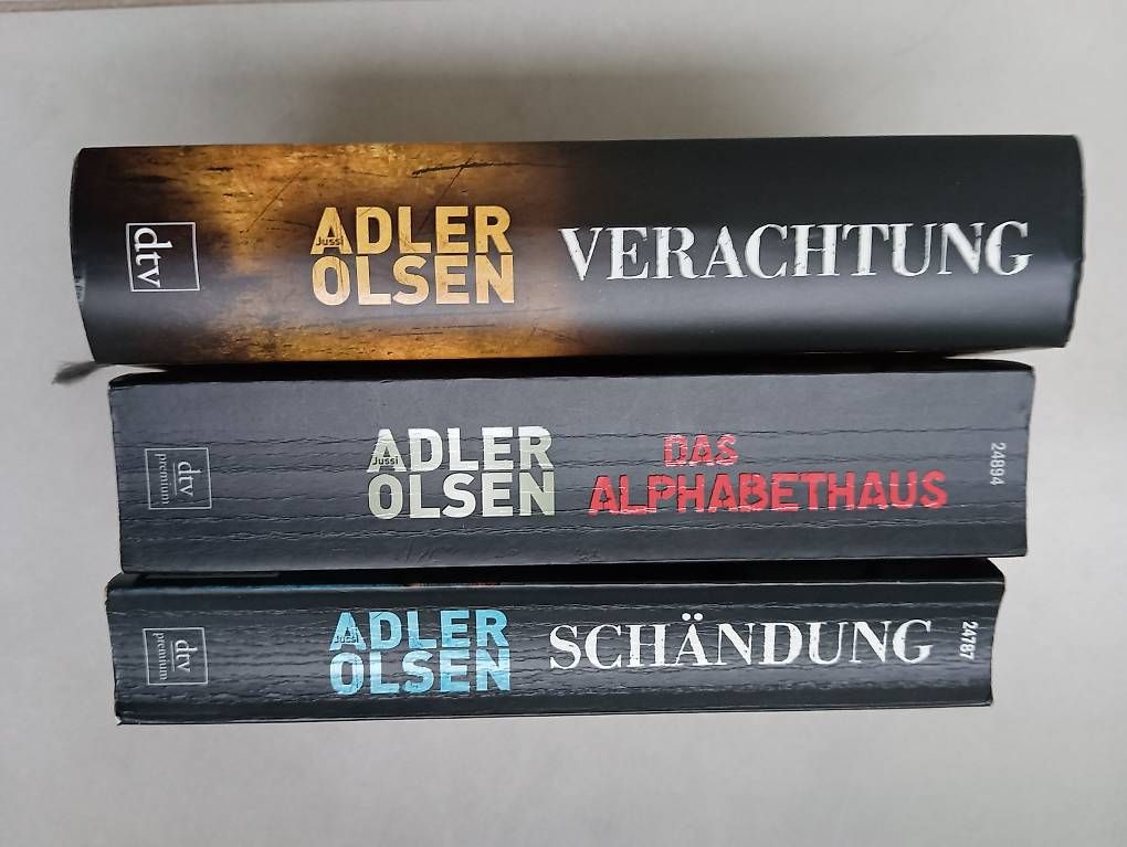 Libri: 3 Bücher von Jussi Adler Olsen – Usato da Zug venduto da goodread