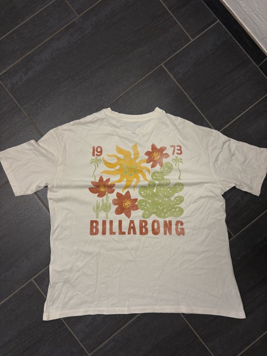 Billabong T-Shirts: Vintage Billabong T-Shirt M – Gebraucht aus Rümlang von svent 9