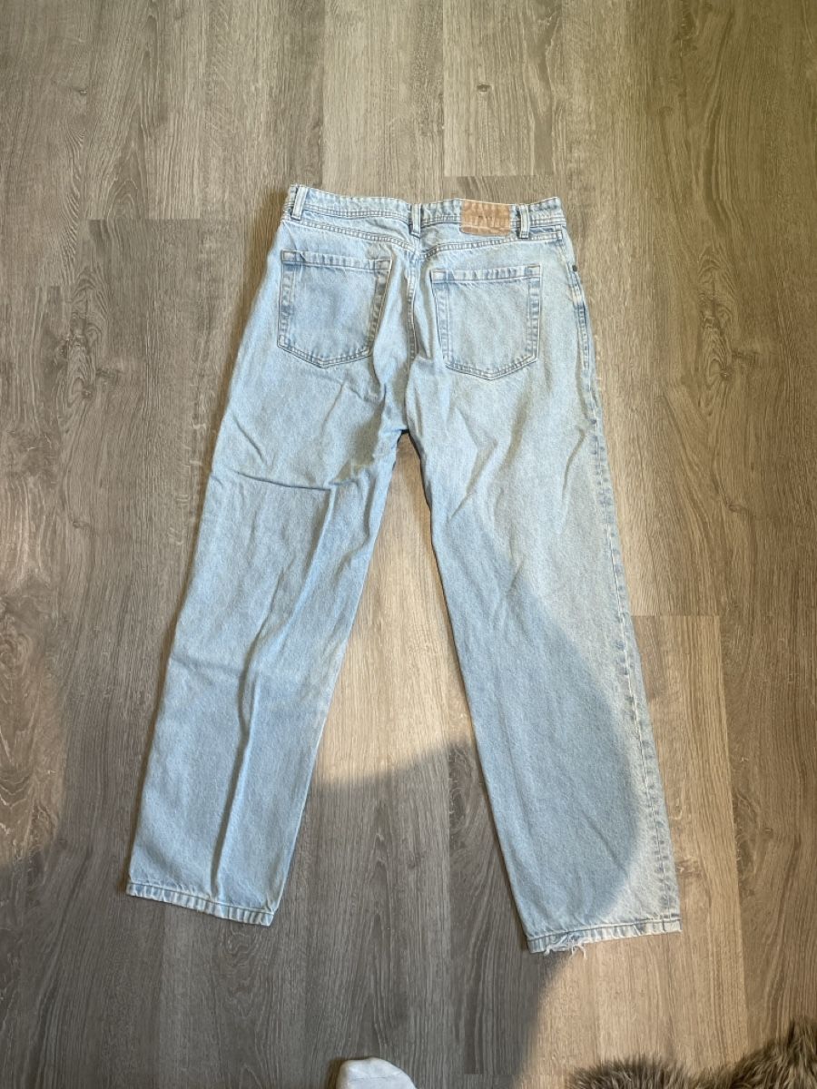 Jeans: FSBN Baggy Fit Jeans hellblau Eu 32 – Usato da Winterthur venduto da laurin.13w 1