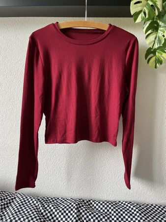 Pull fin rouge-framboise L 🍒