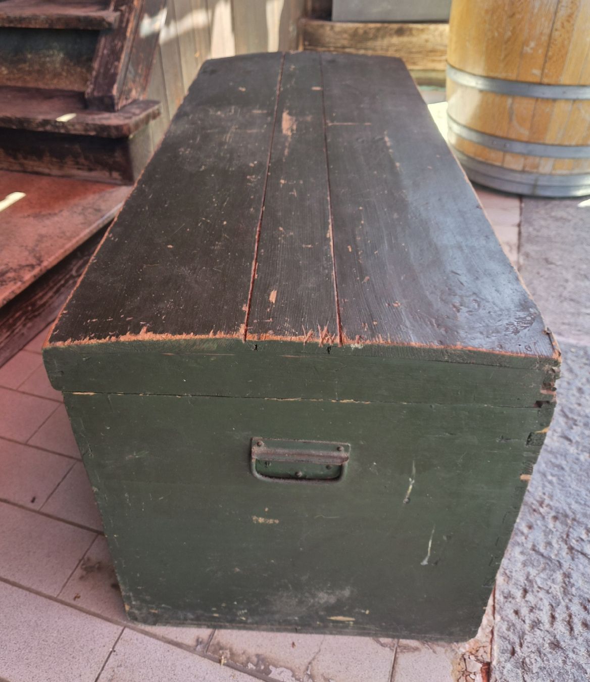 Cassapanche: Coffre malle en bois peint vert – Usato da Farvagny-le-Grand venduto da CollectibleWatches