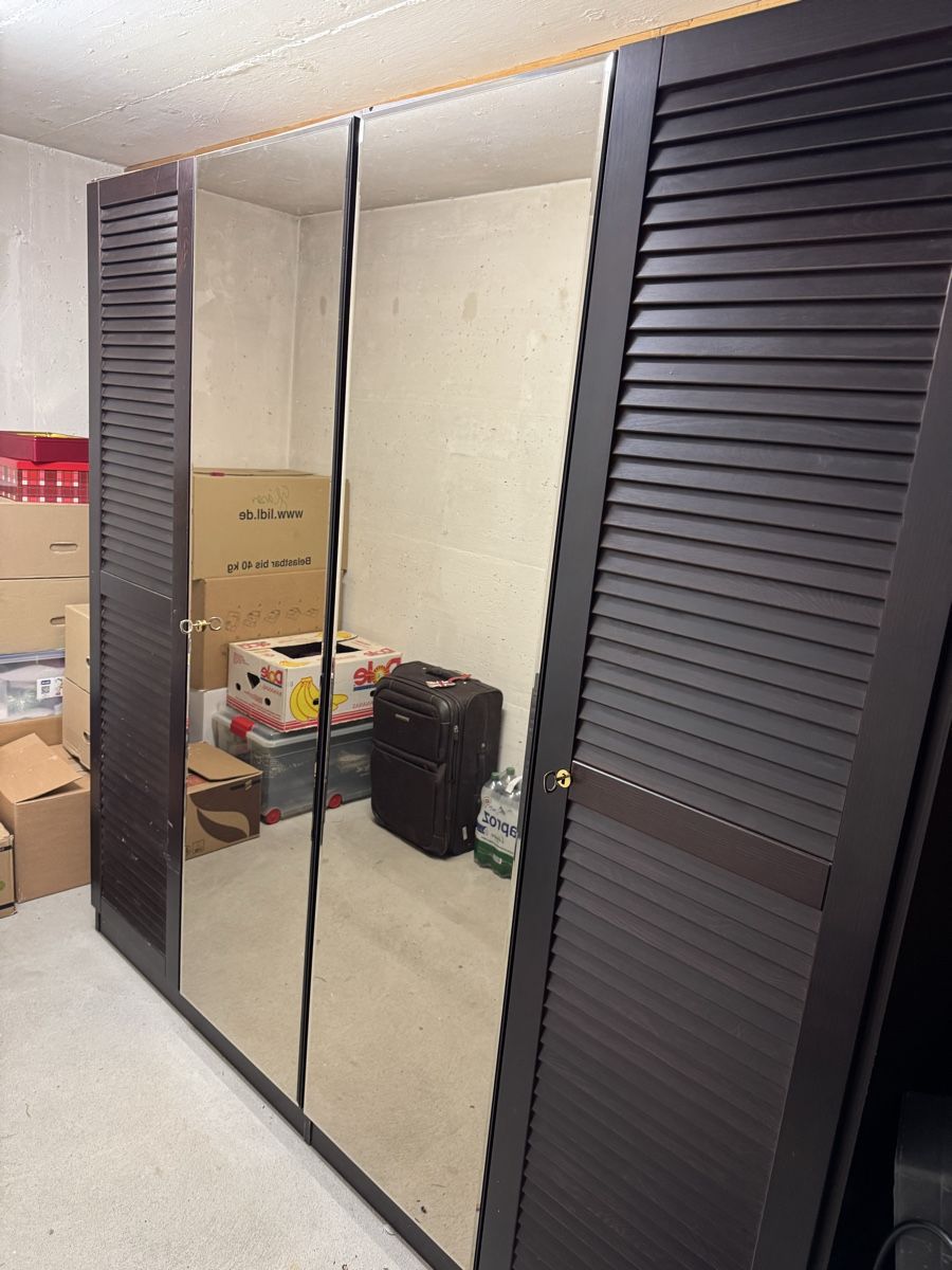 Armadi: Schrank dunkelbraun mit Spiegeltüren – Usato da Thun venduto da Fralma84