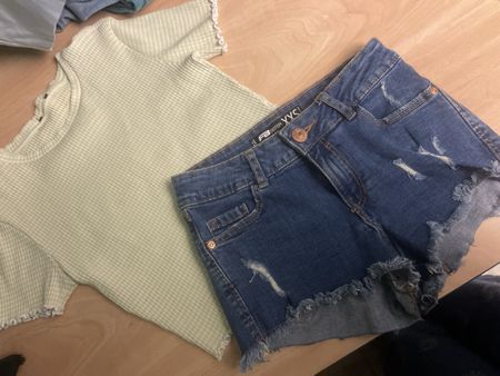 FB Sister Shorts + T-Shirt Gr. XXS guter Zustand
