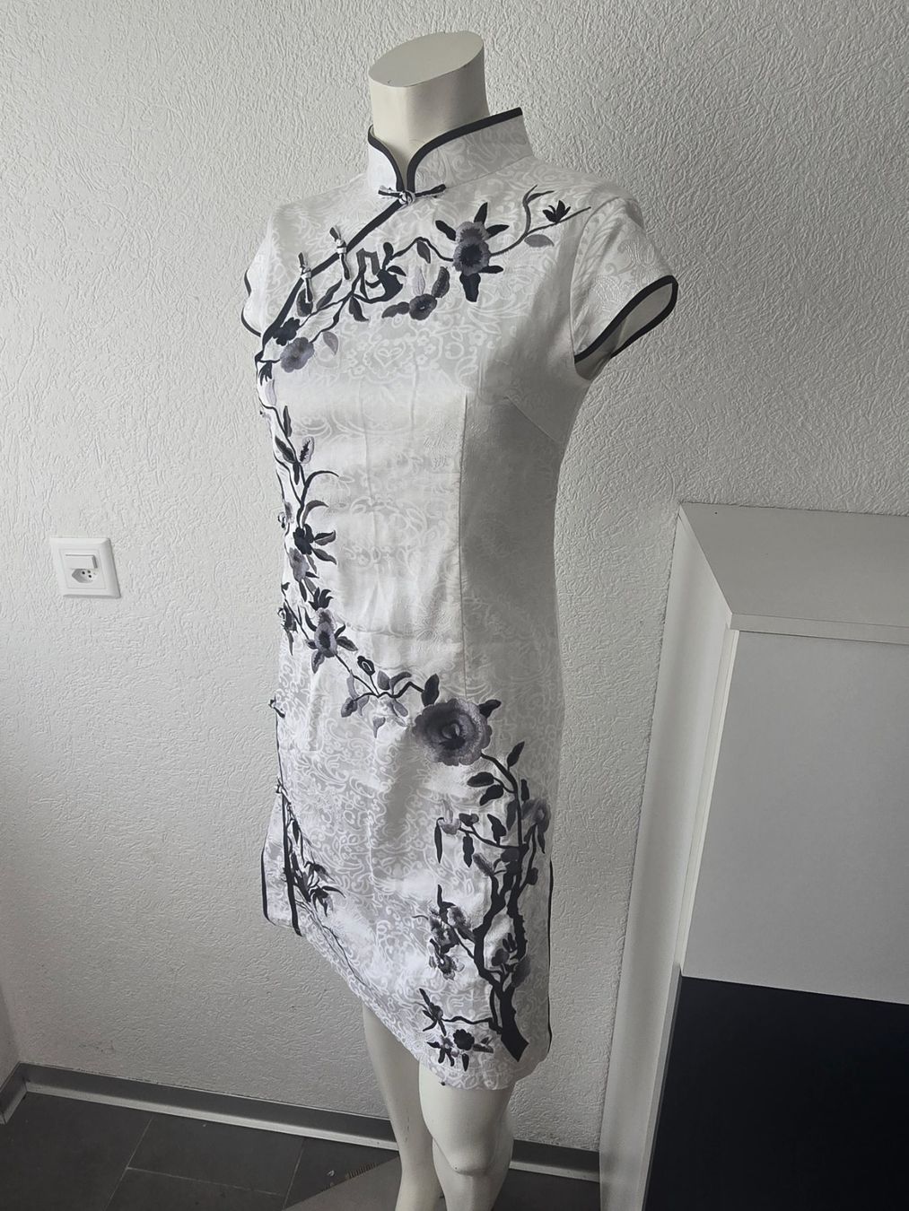 Kleider: Robe style  "Chinoise" T- S – Neu (gemäss Beschreibung) aus Les Verrières von kitel79 4