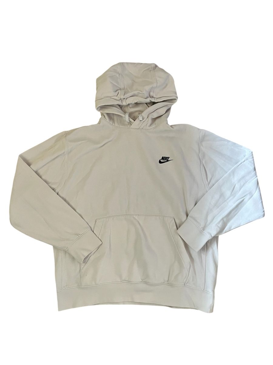 Nike Maglioni & Felpe: Sweat à capuche Nike beige, Taille L – Nuovo (secondo la descrizione) da Baulmes venduto da resel_.tm