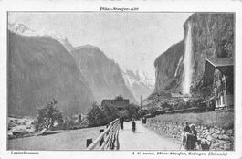 Lauterbrunnen (BE) Tal mit Staubbachfall AlpenpanoramaJungfr