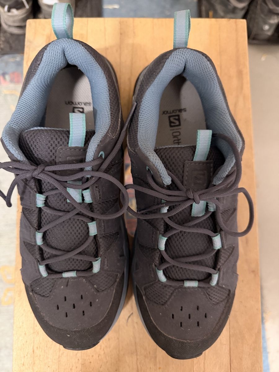 Damenschuhe: Salomon Wanderschuhe Damengrösse 38 gebraucht – Gebraucht aus Zofingen von roki_ch