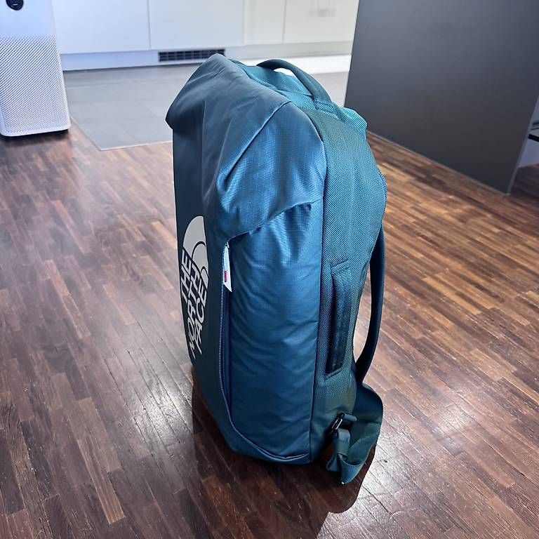 North Face Rucksäcke: North Face Stratoliner Duffel 40L – Neu (gemäss Beschreibung) aus Hinwil von norisenya 3