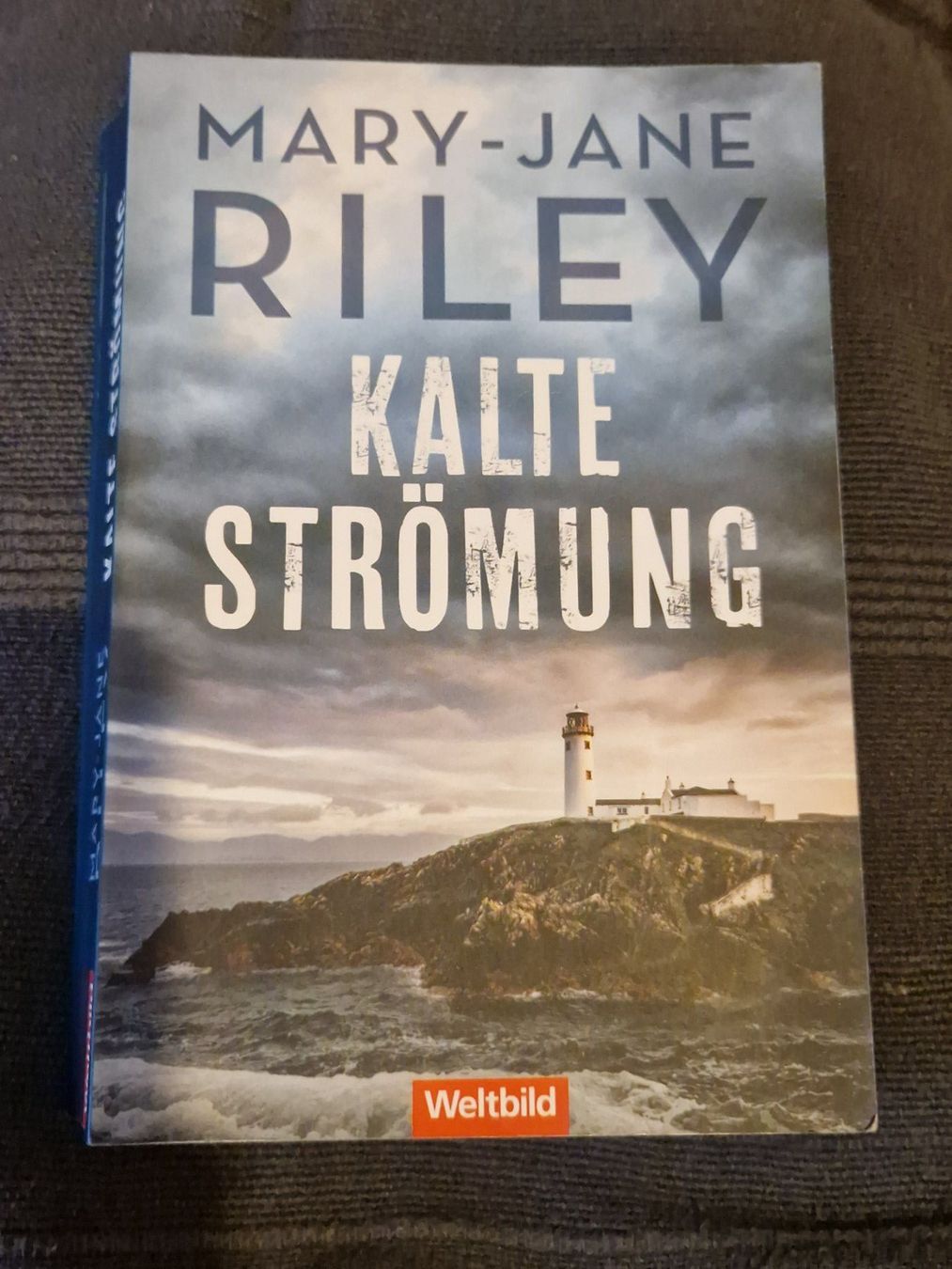 Bücher: Mary-Jane Riley Kalte Strömung – Gebraucht aus Neuhausen am Rheinfall von Alchimista