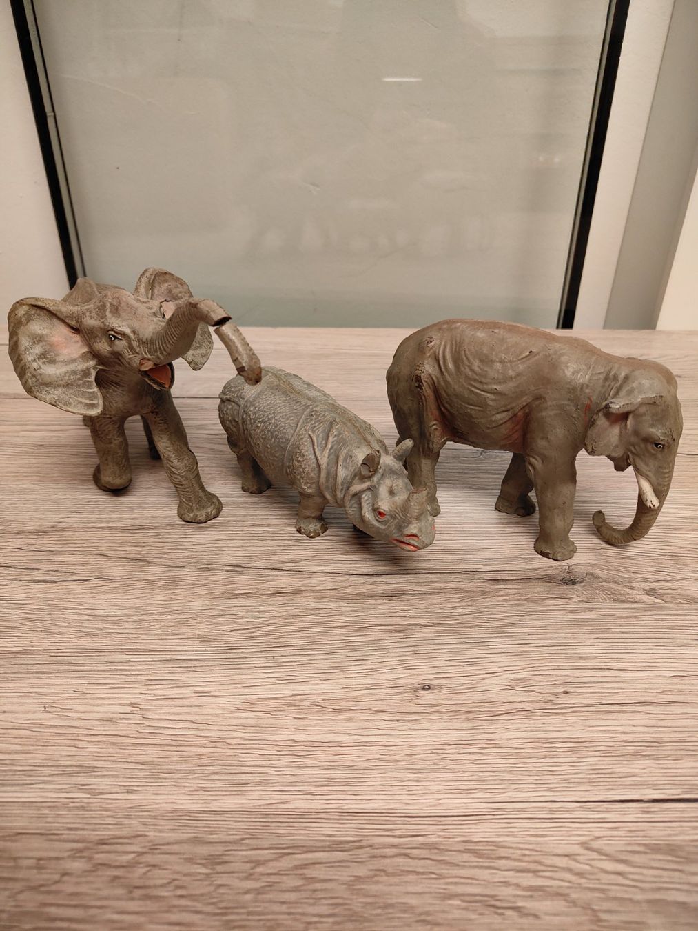 Preiser Statuette: Elefant Nashorn Elastolin Linol Preiser Sammlung Nachlass – Usato da Thalwil venduto da FigurenFreunde 1
