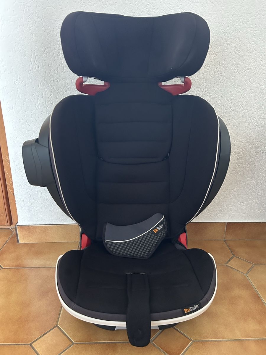 Seggiolini per auto: Siège Besafe Izi flex fix I-Size – Usato da Choëx venduto da ide_s7cz