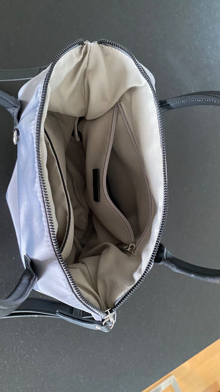 Borse: Tasche RUE 09 – Usato da Starrkirch-Wil venduto da sclupain 2